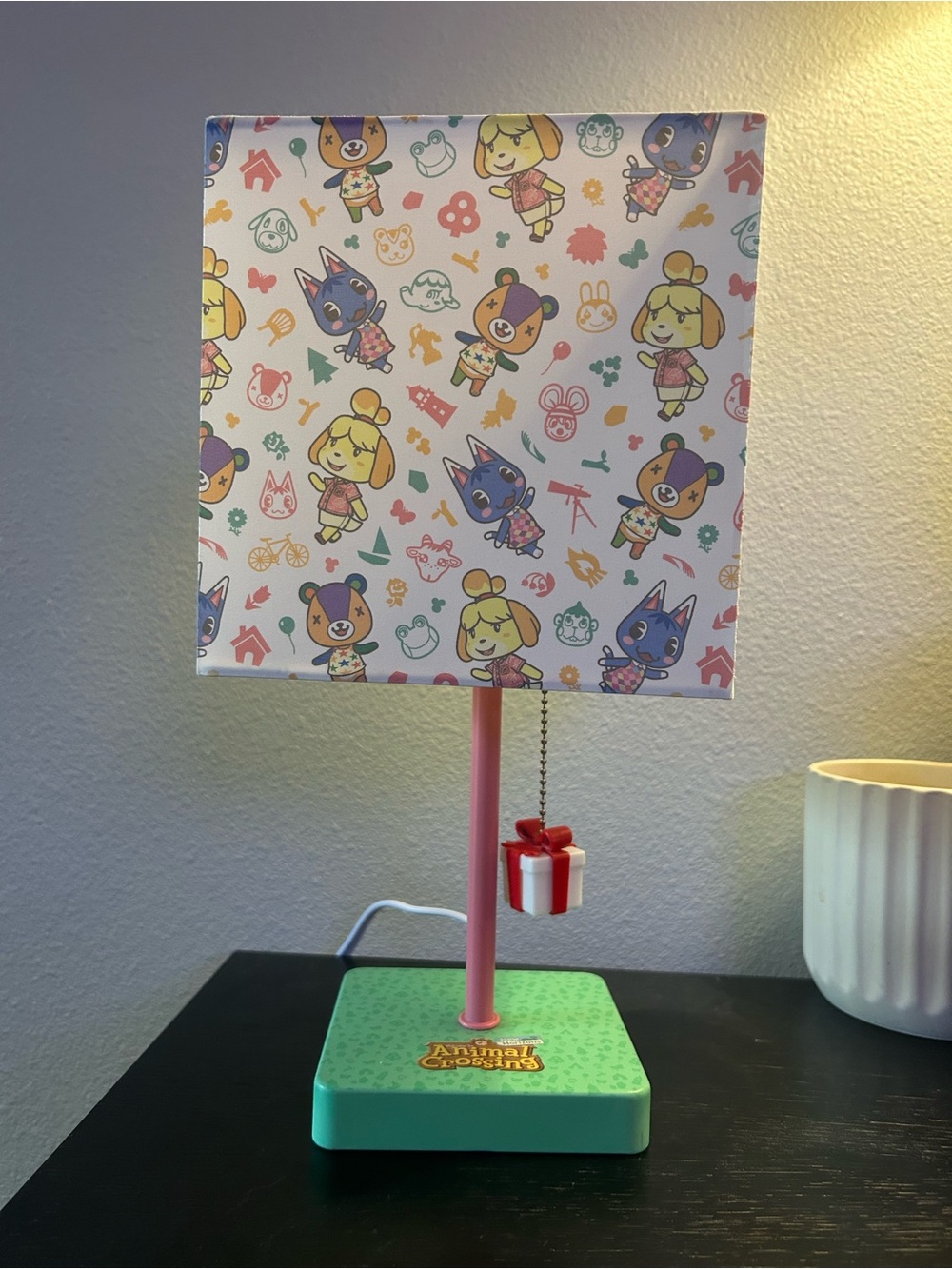 Animal Crossing New Horizons 14” Lamp